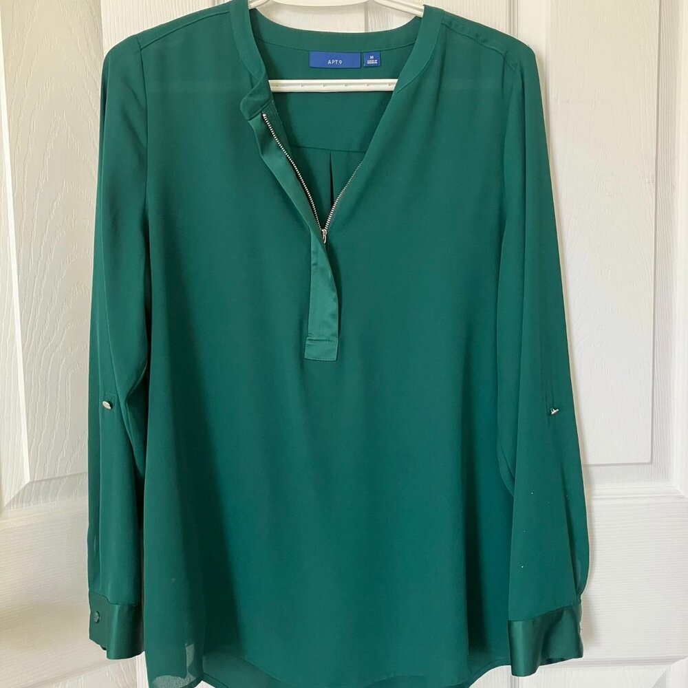 Apt. 9 Women's Green Blouse - NWOT Size US M Apt. 9